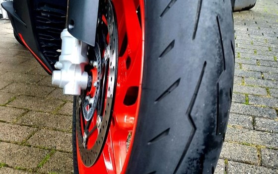 Gebrauchtmotorrad Aprilia Tuono 660 Factory - Bild 6