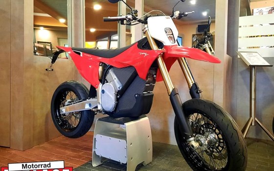 Gebrauchtmotorrad Stark Future Varg SM - Bild 1