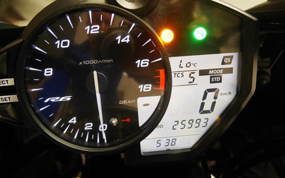 Gebrauchtmotorrad Yamaha YZF-R6 - Bild 21