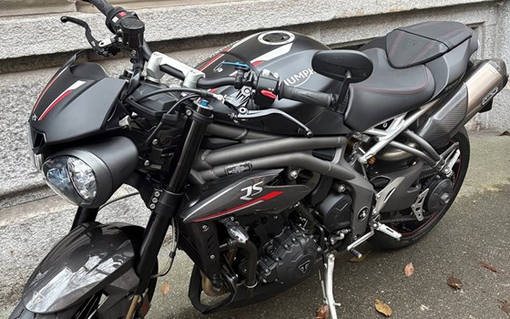Motorrad Occasion Triumph Speed Triple RS - Bild 2