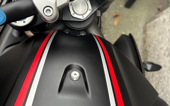Motorrad Occasion Triumph Speed Triple RS - Bild 3