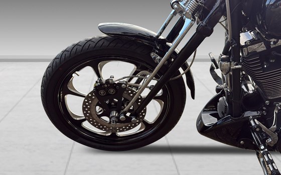 Motorrad Occasion Harley-Davidson Softail Blackline FXS - Bild 6