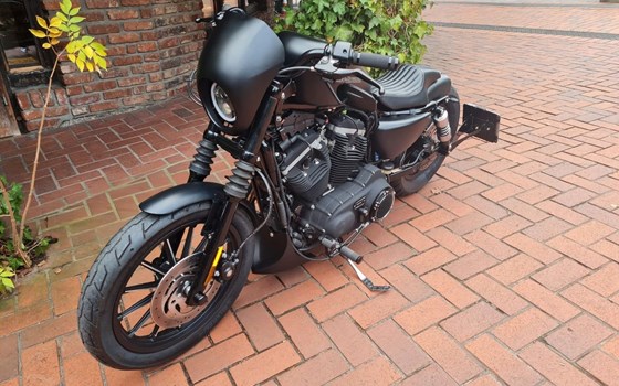 Gebrauchtmotorrad Harley-Davidson Sportster XL 883 N Iron - Bild 6