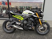 Gebrauchtmotorrad Triumph Street Triple 765 Moto2 Edition