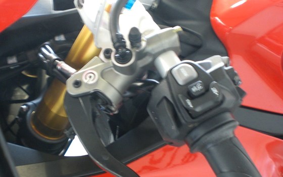 Gebrauchtmotorrad Ducati Panigale V2 S - Bild 12