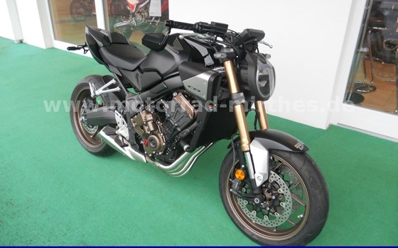 Neufahrzeug Honda CB650R E-Clutch - Bild 2