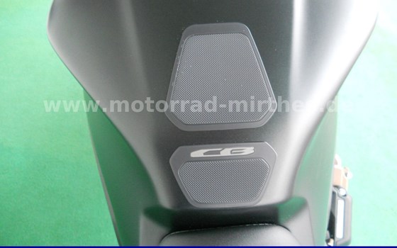 Neufahrzeug Honda CB650R E-Clutch - Bild 20