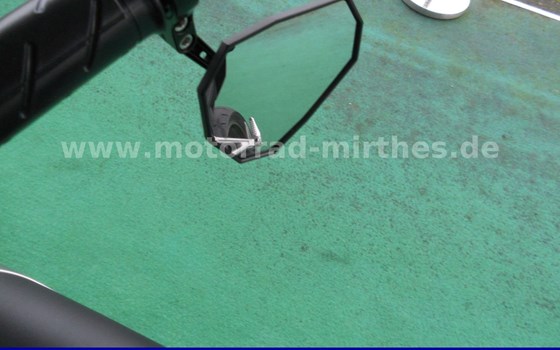 Neufahrzeug Honda CB650R E-Clutch - Bild 22