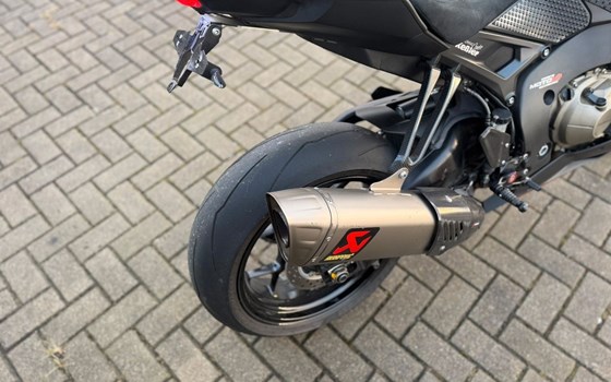 Gebrauchtmotorrad Honda CBR1000RR Fireblade - Bild 11