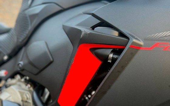 Gebrauchtmotorrad Honda CBR1000RR Fireblade - Bild 6