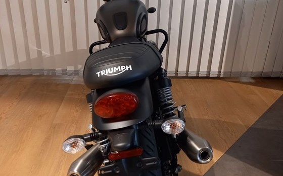 Gebrauchtmotorrad Triumph Speed Twin 900 - Bild 4