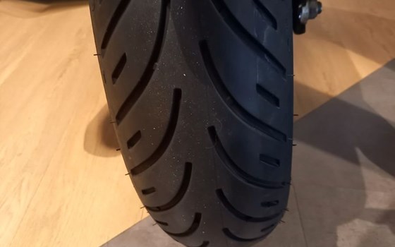 Gebrauchtmotorrad Triumph Speed Twin 900 - Bild 8