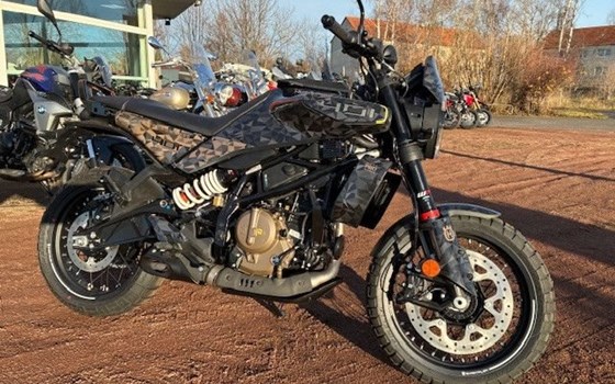 Neufahrzeug Husqvarna Svartpilen 401 - Bild 4