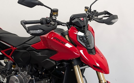 Neufahrzeug Ducati Hypermotard V2 - Bild 6