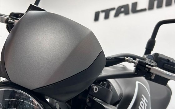 Gebrauchtmotorrad Triumph Trident 660 - Bild 7