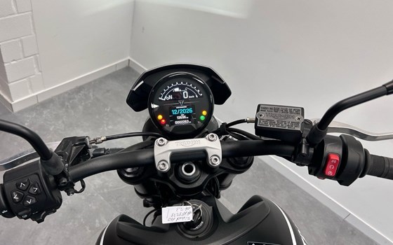 Gebrauchtmotorrad Triumph Trident 660 - Bild 8
