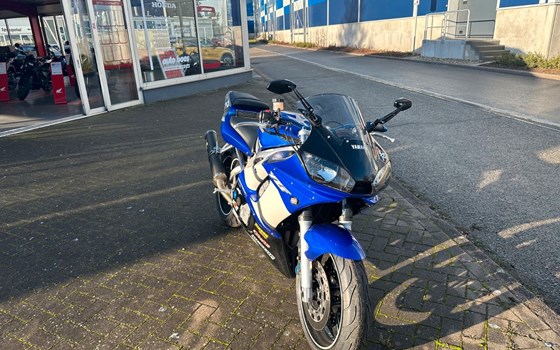 Gebrauchtmotorrad Yamaha YZF-R6 - Bild 2