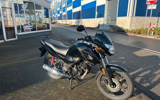 Gebrauchtmotorrad Honda CB125F - Bild 1