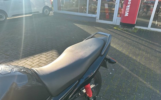 Gebrauchtmotorrad Honda CB125F - Bild 5