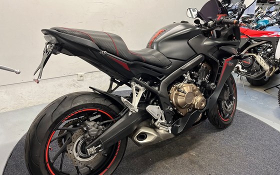 Gebrauchtmotorrad Honda CBR 650F - Bild 10