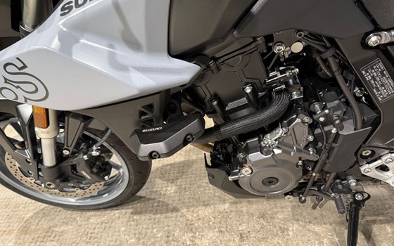 Gebrauchtmotorrad Suzuki GSX-8S - Bild 9