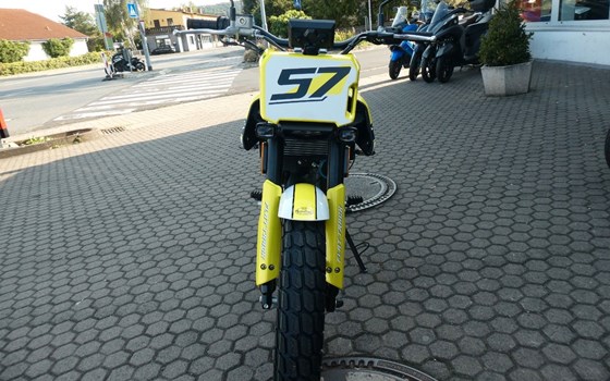 Neufahrzeug FB Mondial Flat Track 125i ABS - Bild 11