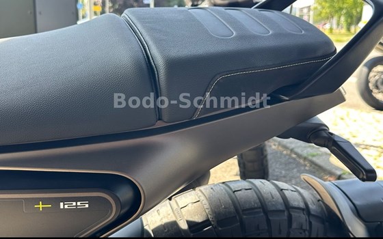 Neufahrzeug Husqvarna Svartpilen 125 - Bild 9