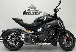 Neumotorrad Ducati Diavel V4