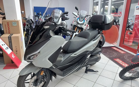 Gebrauchtmotorrad Honda Forza 350 - Bild 1