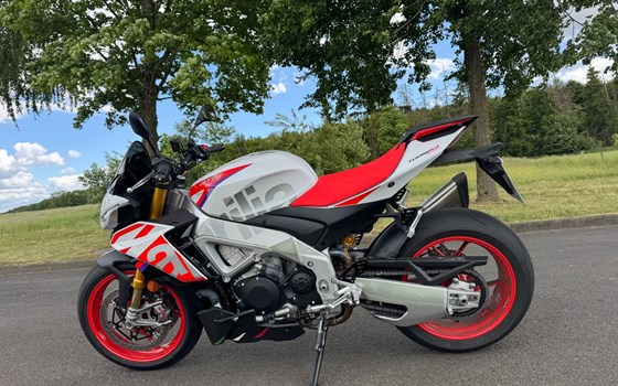 Gebrauchtmotorrad Aprilia Tuono V4 1100 Factory - Bild 4