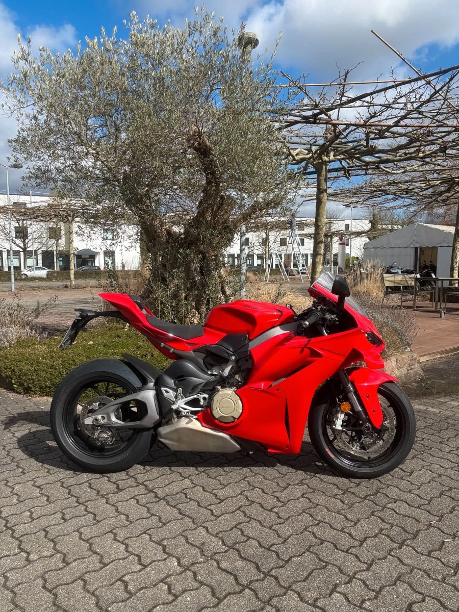 Ducati Panigale V4 