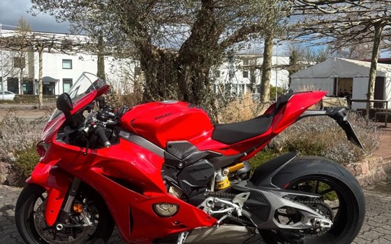 Gebrauchtmotorrad Ducati Panigale V4 - Bild 3