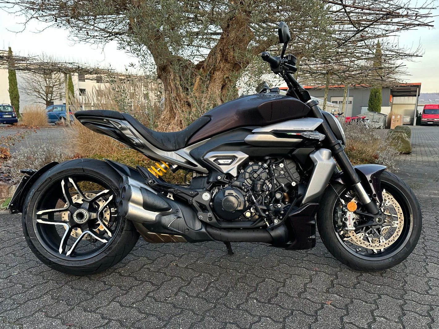 Ducati XDiavel V4