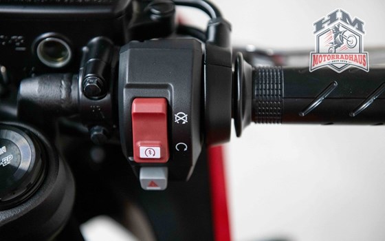 Gebrauchtmotorrad Honda CBR650R E-Clutch - Bild 10