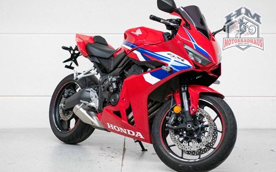 Gebrauchtmotorrad Honda CBR650R E-Clutch - Bild 3