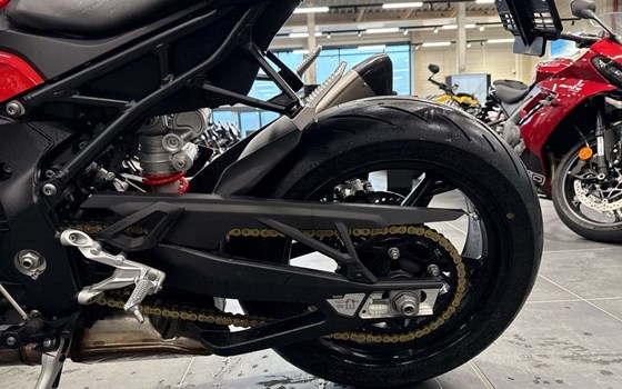 Gebrauchtmotorrad BMW S 1000 RR - Bild 11