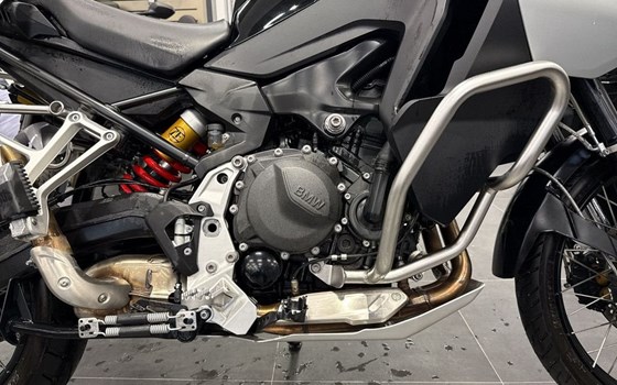 Gebrauchtmotorrad BMW F 900 GS Adventure - Bild 9