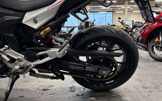 Gebrauchtmotorrad BMW F 900 R - Bild 11