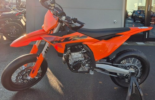 Neumotorrad KTM 450 SMR