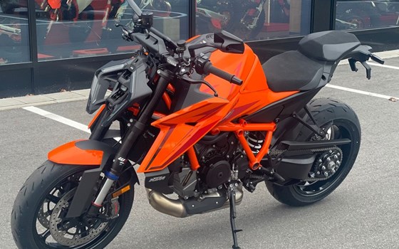 Neufahrzeug KTM 1390 Super Duke R EVO - Bild 1