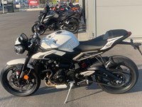 Gebrauchtmotorrad Triumph Street Triple 765 R