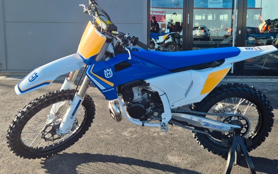 Neufahrzeug Husqvarna TC 300 Heritage - Bild 1