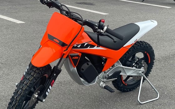 Neufahrzeug KTM SX-E 2 - Bild 1