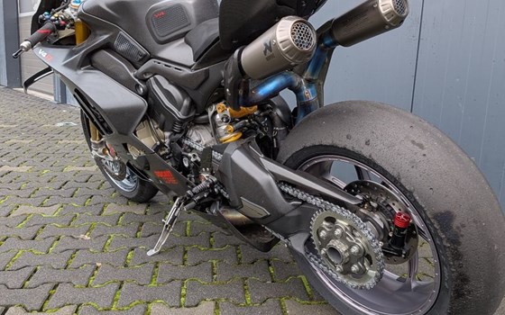 Gebrauchtmotorrad Ducati Panigale V4 R - Bild 4