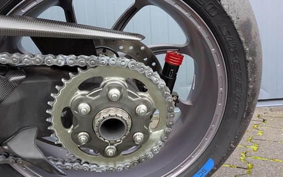 Gebrauchtmotorrad Ducati Panigale V4 R - Bild 6