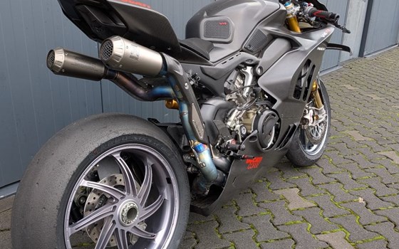 Gebrauchtmotorrad Ducati Panigale V4 R - Bild 9