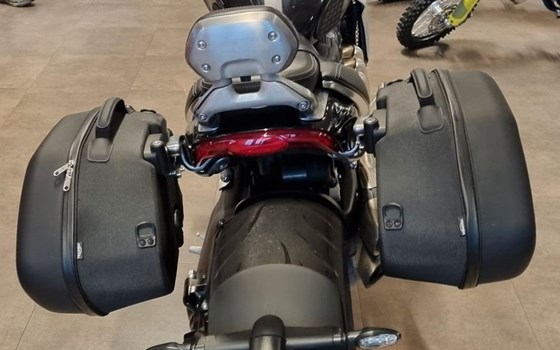 Gebrauchtmotorrad Triumph Rocket 3 GT - Bild 3