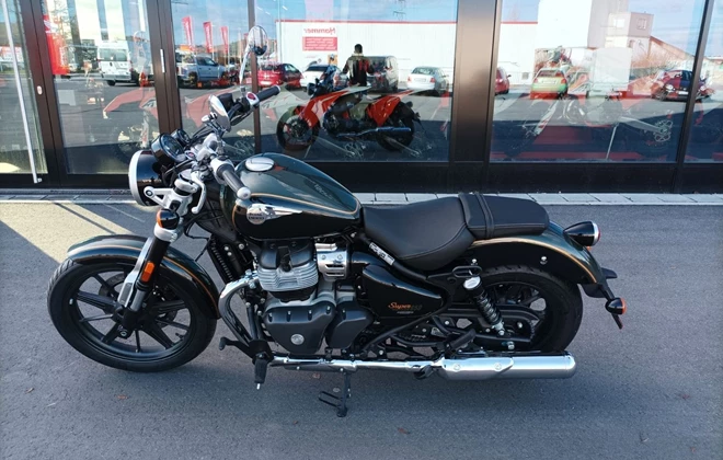 Royal Enfield Super Meteor 650