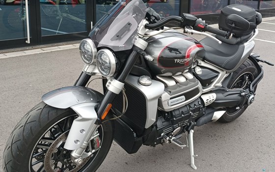 Gebrauchtmotorrad Triumph Rocket 3 GT - Bild 2