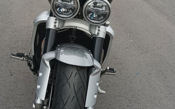 Gebrauchtmotorrad Triumph Rocket 3 GT - Bild 3